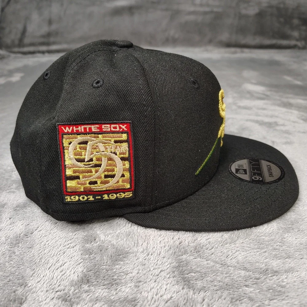 New Era Chicago White Sox 95 Year 9Fifty Snapback Black/Gold Rose Adjustable Cap